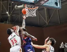 前12轮的比赛,广州队取得5胜7负的成绩